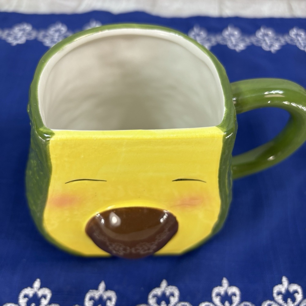 Boston Warehouse 3D Hand Painted Avocado Coffee Mug 10-12oz - Picture 4 of 5
